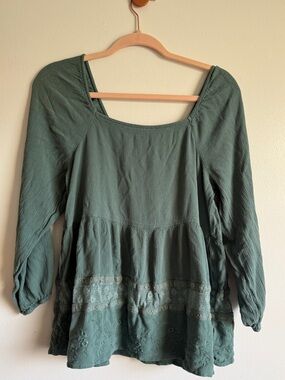 American Eagle Outfitters Sage Green Peasant Tunic Top
